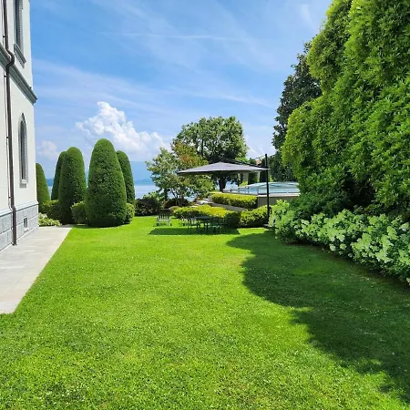 Prestigious In Villa *