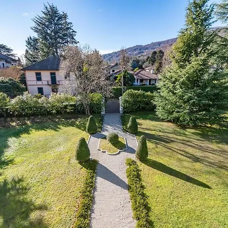 Prestigious In Villa Lesa